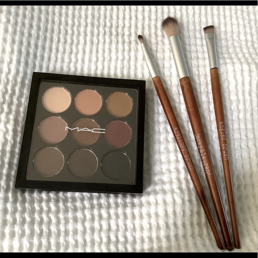 MAC Eye Shadows Semi-Sweet X9 Smoky Browns + Brush set & pouch!